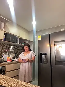 emilyjohanson online show from 01-14-25, 03:47