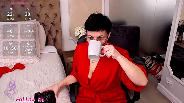 BustyPenellope online show from 02-14-26, 03:47