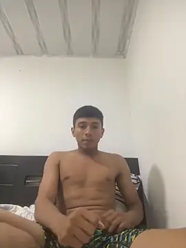 Thiagoo Frost online show from 10-27-25, 02:04