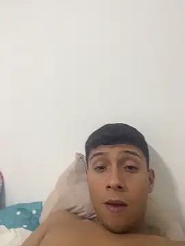 Thiagoo Frost online show from 11-08-25, 08:51