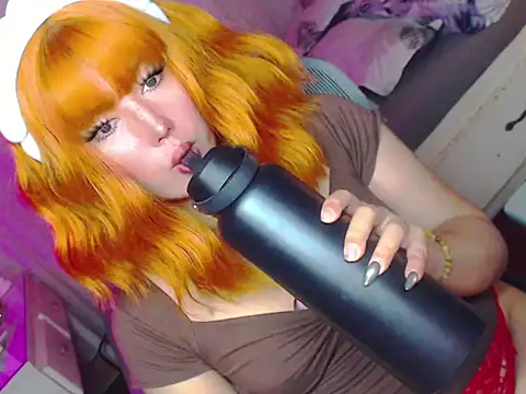 Snapshot of HOTnWILDalice chatting on 06-22-26, 04:31 HOTnWILDalice online show from 06-22-26, 04:31