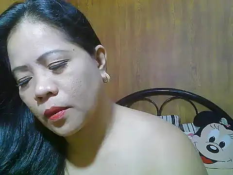 Snapshot of xsweetlips69x chatting on 05-23-26, 01:04 xsweetlips69x online show from 05-23-26, 01:04