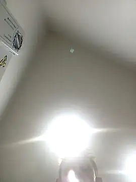 Snapshot of Skody31 chatting on 01-12-26, 04:12 Skody31 online show from 01-12-26, 04:12