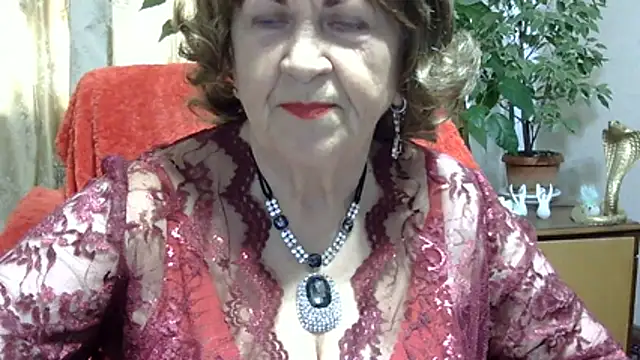 Emma52610 online show from 04-18-26, 07:34