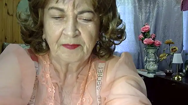 Emma52610 online show from 06-23-26, 12:03
