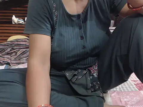 Snapshot of prettyindiandoll chatting on 05-28-26, 03:26 prettyindiandoll online show from 05-28-26, 03:26