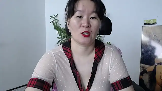 Snapshot of Akira_xx chatting on 10-06-25, 02:31 Akira xx online show from 10-06-25, 02:31