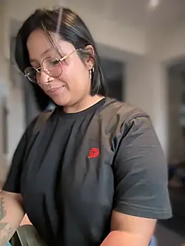 DannaaMeliza online show from 12-13-24, 11:45