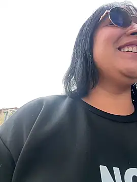 DannaaMeliza online show from 01-03-25, 11:46