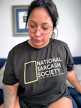 DannaaMeliza online show from 09-26-25, 09:24