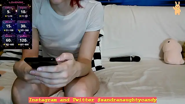 Snapshot of Naughtycandy9 chatting on 09-10-25, 08:20 Naughtycandy9 online show from 09-10-25, 08:20