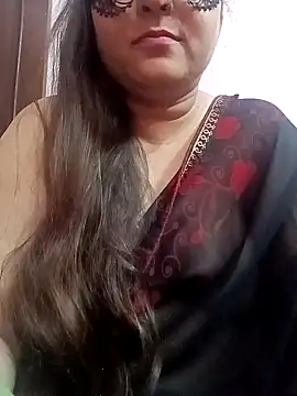 Snapshot of naughtymadam chatting on 12-02-24, 04:20 naughtymadam online show from 12-02-24, 04:20