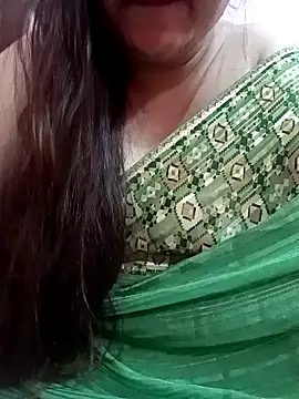 Snapshot of naughtymadam chatting on 12-11-24, 05:00 naughtymadam online show from 12-11-24, 05:00