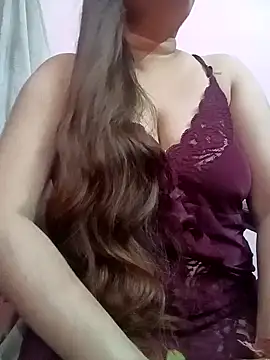 Snapshot of naughtymadam chatting on 12-16-24, 04:13 naughtymadam online show from 12-16-24, 04:13