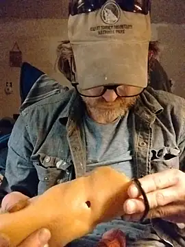 ROBERT0516 online show from 10-25-25, 10:48