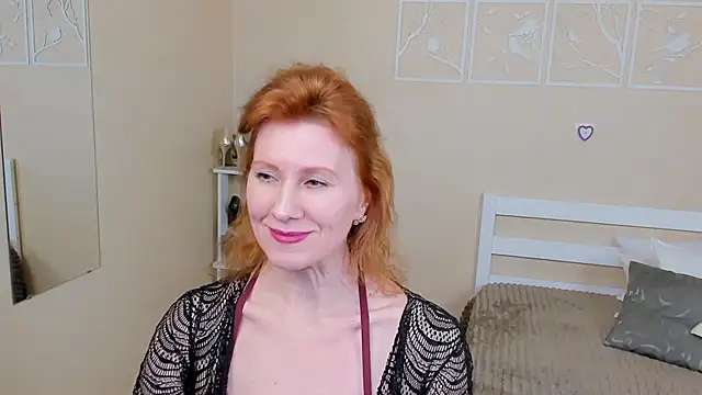 FoxySophia online show from 02-04-25, 06:17