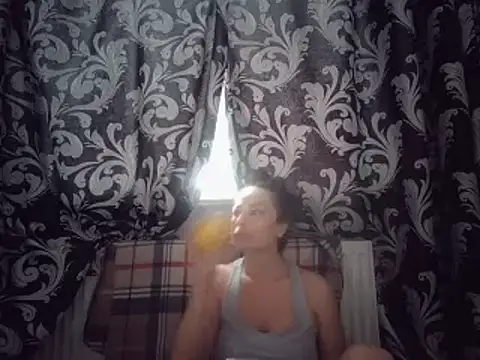 LindaStarS online show from 03-01-25, 06:24