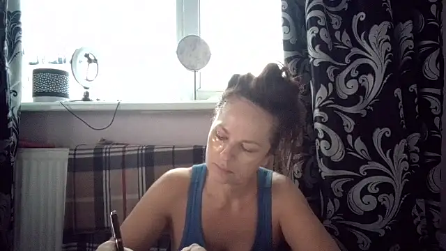 LindaStarS online show from 02-11-26, 05:34