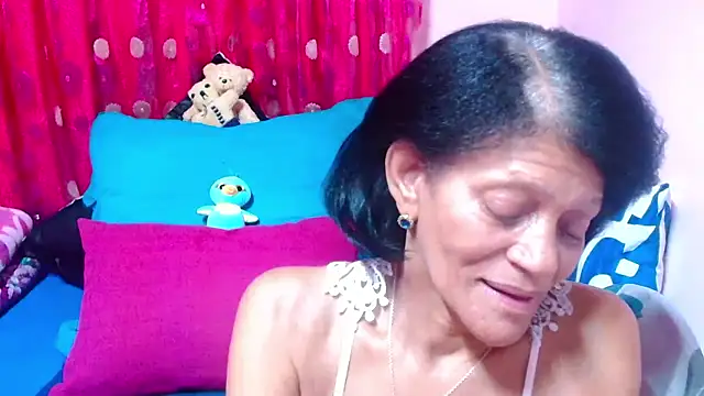 SLUTTYROXY online show from 10-17-25, 06:43