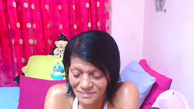 SLUTTYROXY online show from 04-15-26, 07:10