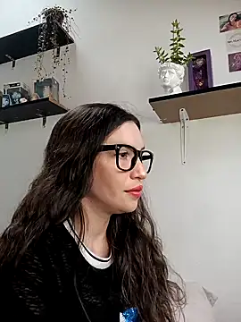 loveuu-bae online show from 02-06-25, 09:28