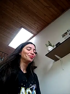 loveuu-bae online show from 02-23-25, 10:09