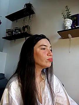 loveuu-bae online show from 03-09-25, 09:46