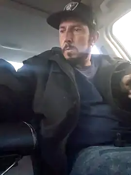 UncutHammer69 online show from 12-13-24, 04:16