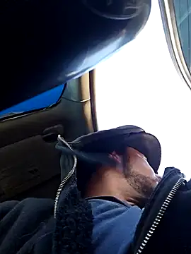 UncutHammer69 online show from 02-04-25, 04:18