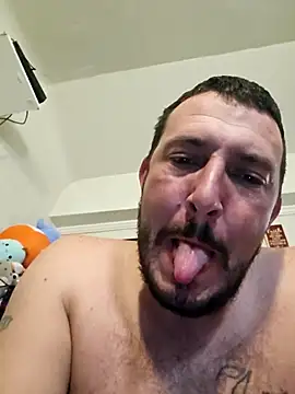 UncutHammer69 online show from 10-28-25, 07:05