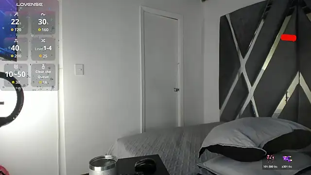 Snapshot of moonsweet1 chatting on 02-06-26, 06:55 moonsweet1 online show from 02-06-26, 06:55