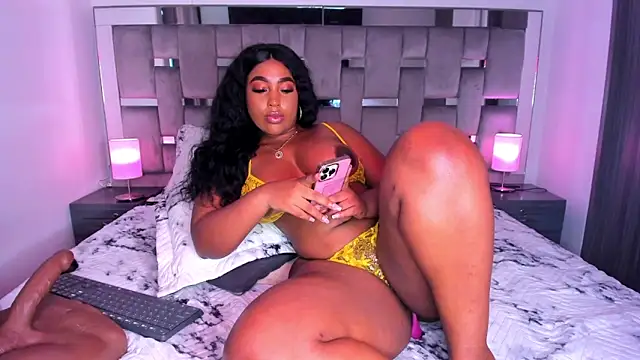 Cammiila online show from 03-19-25, 07:27