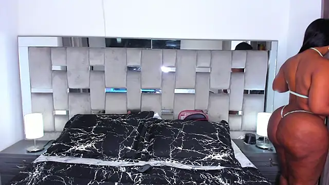 Cammiila online show from 09-19-25, 10:38