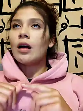 Snapshot of kinky_mila@xh chatting on 12-06-24, 01:51 kinky milaxh online show from 12-06-24, 01:51