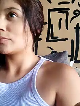 Snapshot of kinky_mila@xh chatting on 12-15-24, 10:47 kinky milaxh online show from 12-15-24, 10:47