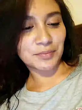 Snapshot of kinky_mila@xh chatting on 12-21-24, 02:41 kinky milaxh online show from 12-21-24, 02:41