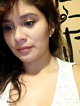 Snapshot of kinky_mila@xh chatting on 02-04-25, 02:39 kinky milaxh online show from 02-04-25, 02:39