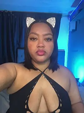 yanza2002 online show from 10-30-25, 11:27