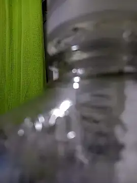 Snapshot of biglatin80 chatting on 01-12-26, 05:01 biglatin80 online show from 01-12-26, 05:01