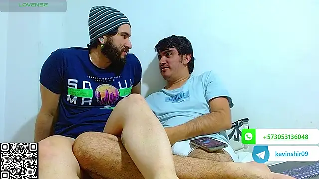 Snapshot of biglatin80 chatting on 02-17-26, 01:57 biglatin80 online show from 02-17-26, 01:57