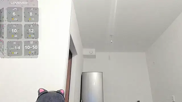 MilaniaCute online show from 03-08-25, 06:37