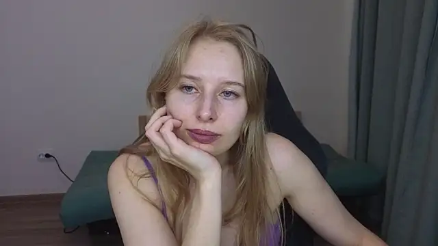 Snapshot of Jessy_Ginger chatting on 06-19-26, 09:35 Jessy Ginger online show from 06-19-26, 09:35