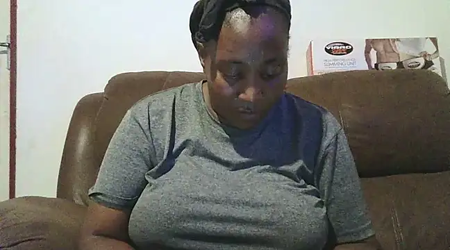 Snapshot of ebonytitts4u chatting on 03-02-25, 05:36 ebonytitts4u online show from 03-02-25, 05:36