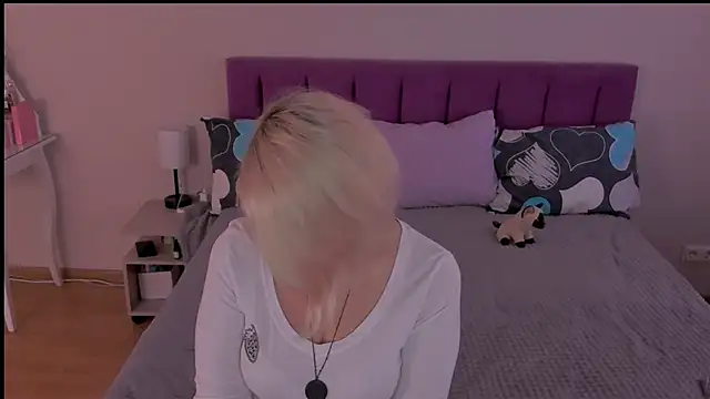 sabrinamacmarren online show from 02-22-25, 12:29