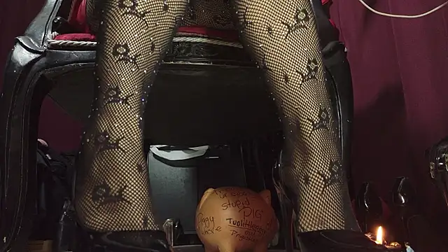 MeGoddesSara online show from 03-18-26, 08:34