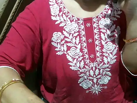Snapshot of UrsMansi chatting on 07-14-26, 02:49 UrsMansi online show from 07-14-26, 02:49