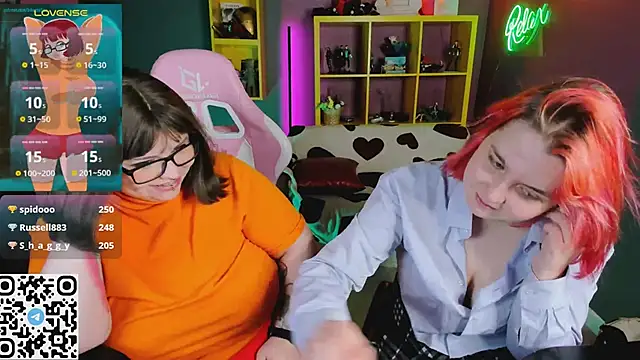 Snapshot of Yoki_Shizuko chatting on 02-15-25, 04:45 Yoki Shizuko online show from 02-15-25, 04:45