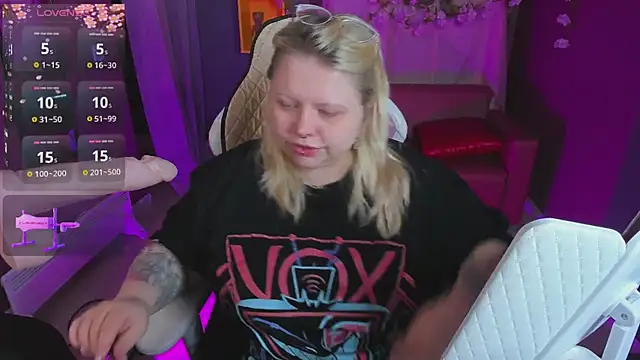 Yoki Shizuko online show from 04-09-26, 06:41