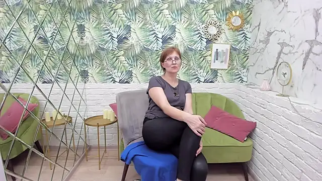 Paris Cherry online show from 03-18-25, 02:15