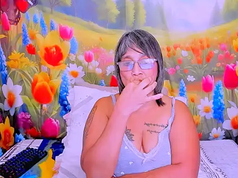 indianroxy online show from 04-08-26, 07:25